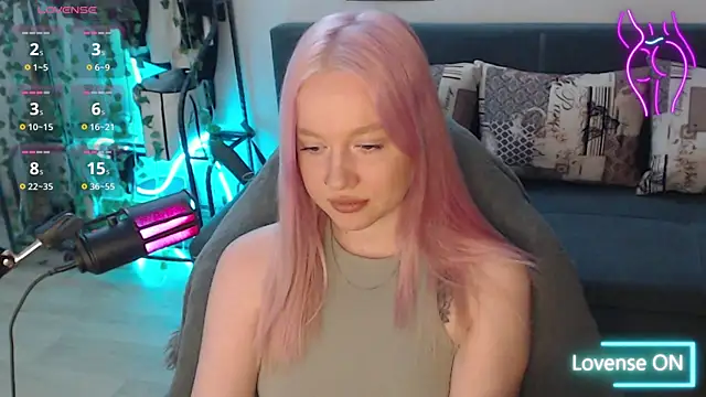 Snapshot of lisa_alen chatting on November 3, 12:28 pm lisa alen online show from November 3, 12:28 pm