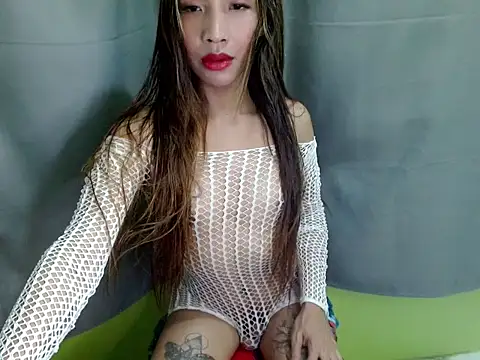 kittyhugecock online show from February 9, 7:45 am