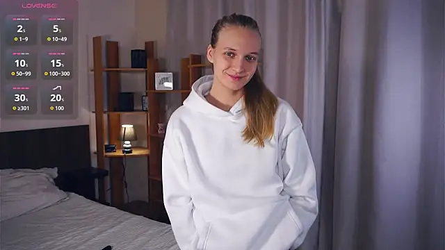 DierdreJacobsohn online show from December 14, 6:19 am