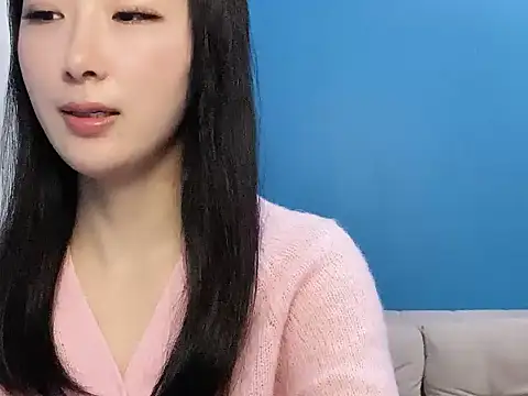 Snapshot of ella55-- chatting on November 9, 4:22 am ella55-- online show from November 9, 4:22 am