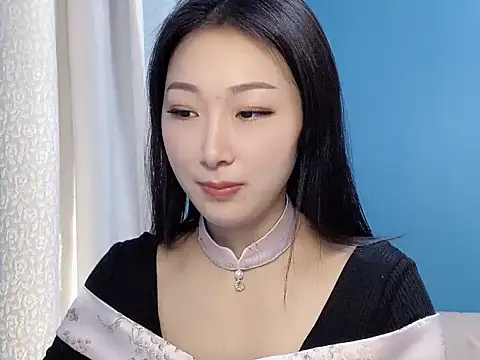 Snapshot of ella55-- chatting on November 23, 1:05 am ella55-- online show from November 23, 1:05 am