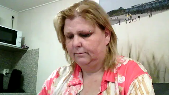 Sylviastar46 online show from March 17, 8:56 pm