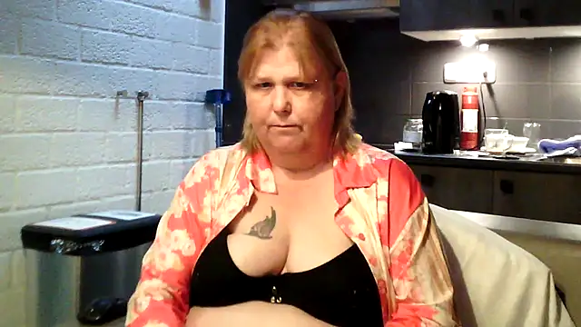 Sylviastar46 online show from May 6, 4:34 pm