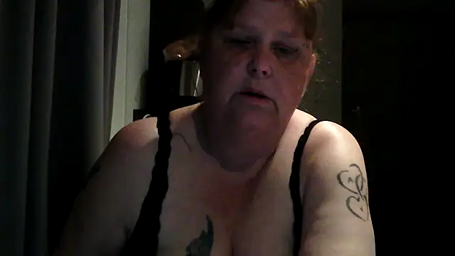 Sylviastar46 online show from May 24, 8:36 pm