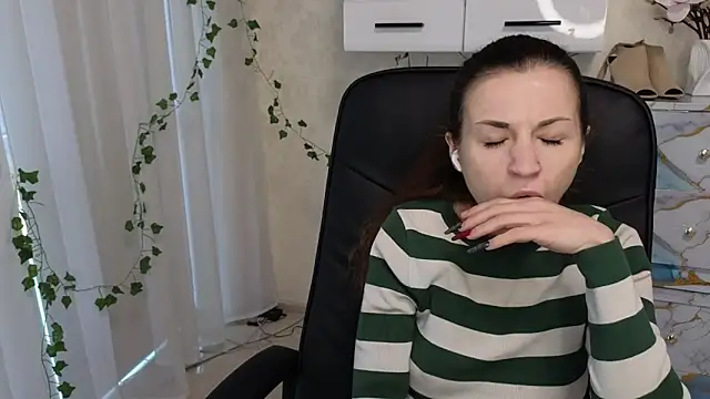 Ulyanix online show from April 22, 4:04 am