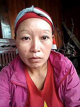 Snapshot of cute-kiss chatting on October 30, 2:46 am cute-kiss online show from October 30, 2:46 am