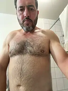 ezrah23 online show from March 31, 6:25 am