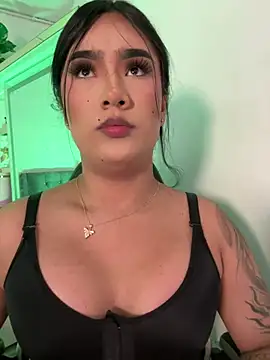 Snapshot of Vale_prado chatting on April 17, 9:07 pm Vale prado online show from April 17, 9:07 pm