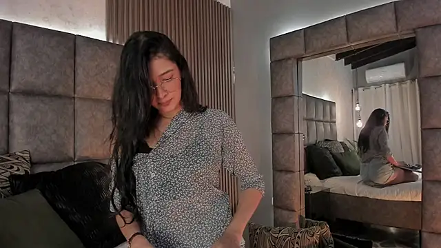 BrigitteVons online show from January 15, 3:00 am