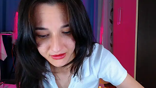 Snapshot of Dorotty_ chatting on November 3, 12:24 am Dorotty online show from November 3, 12:24 am