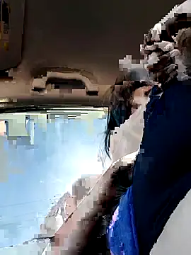 MZThang2Kute online show from November 1, 10:56 pm