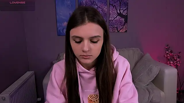 Snapshot of lisa_dark_ chatting on January 18, 12:09 pm lisa dark online show from January 18, 12:09 pm