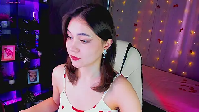 MistyLovia online show from March 19, 9:46 am