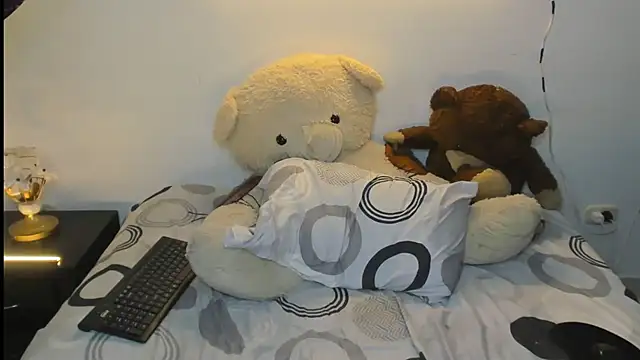 Snapshot of darwinandbrayann chatting on March 10, 8:36 pm darwinandbrayann online show from March 10, 8:36 pm