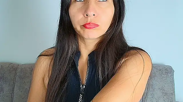 alana pink95 online show from November 11, 12:38 pm