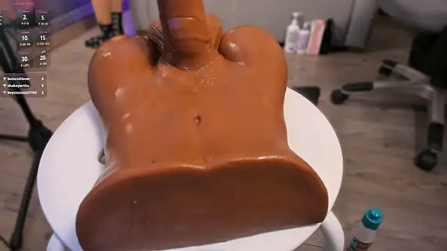 lexiee   online show from April 23, 12:29 pm