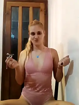 larubia arg online show from January 17, 3:00 am