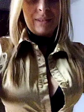 fragoli online show from October 30, 3:24 pm