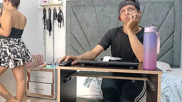 DamianandEva online show from February 5, 1:05 pm