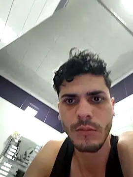 Snapshot of ZAminn6789 chatting on February 13, 2:29 am ZAminn6789 online show from February 13, 2:29 am