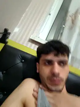 Snapshot of ZAminn6789 chatting on February 18, 6:48 pm ZAminn6789 online show from February 18, 6:48 pm