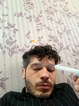 Snapshot of ZAminn6789 chatting on March 19, 12:42 pm ZAminn6789 online show from March 19, 12:42 pm