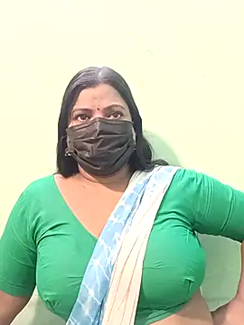 Snapshot of tamil_Nithya_J chatting on March 16, 11:14 am tamil Nithya J online show from March 16, 11:14 am