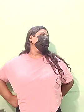 Snapshot of tamil_Nithya_J chatting on March 30, 10:05 am tamil Nithya J online show from March 30, 10:05 am