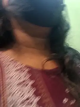 Snapshot of tamil_Nithya_J chatting on April 1, 1:41 pm tamil Nithya J online show from April 1, 1:41 pm