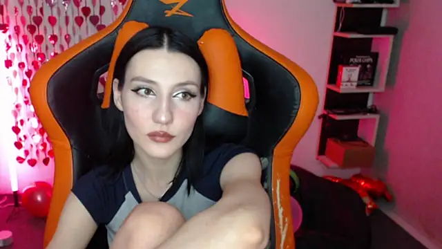 Snapshot of honbliss chatting on February 16, 1:24 am honbliss online show from February 16, 1:24 am