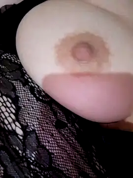 Nouna-loca online show from November 5, 4:34 am