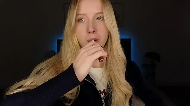 adele armass online show from May 11, 8:50 pm