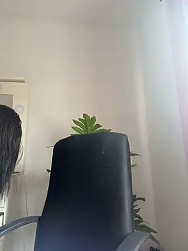 BabyLauritaa online show from July 4, 7:31 pm
