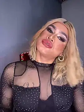 melani ferraraa  online show from April 25, 4:04 am