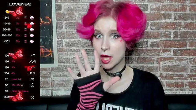 Snapshot of Angel_Julles chatting on May 8, 4:34 pm Angel Julles online show from May 8, 4:34 pm