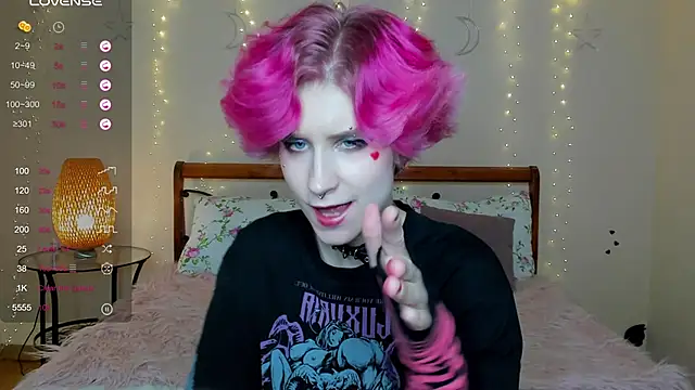 Snapshot of Angel_Julles chatting on May 10, 9:53 pm Angel Julles online show from May 10, 9:53 pm