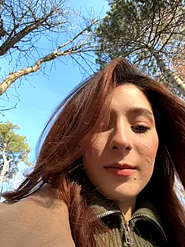 LilluKatten online show from November 28, 9:45 am