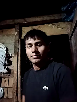 Snapshot of Ckinetor chatting on February 8, 12:36 am Ckinetor online show from February 8, 12:36 am