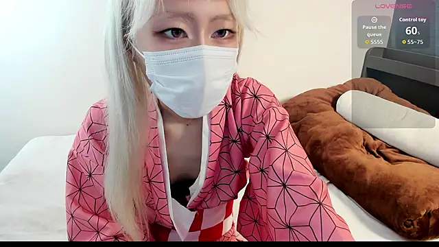 yeji 2001 online show from March 1, 4:31 pm