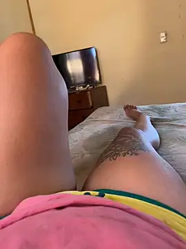 gatitaamelosaa7 online show from March 3, 8:26 pm