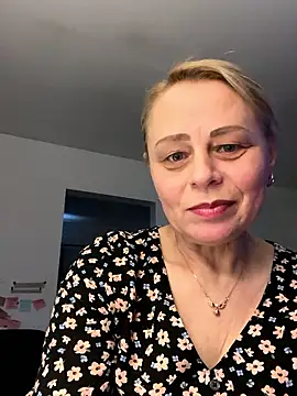 ToriLove777 online show from December 15, 7:18 pm