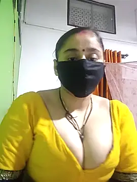 Snapshot of Hot_dolls chatting on October 30, 6:52 pm Hot dolls online show from October 30, 6:52 pm