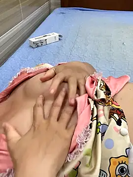 DDAISY602 online show from October 31, 6:31 pm