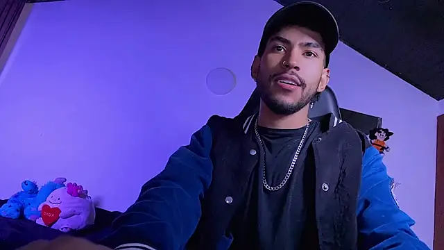 3v1l online show from February 16, 10:39 pm