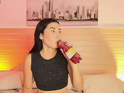 Madisonkay online show from December 17, 7:09 pm