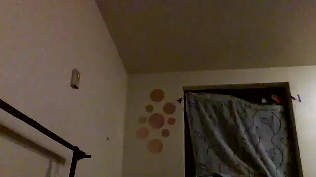 Juicyapplecandy online show from June 18, 4:13 am