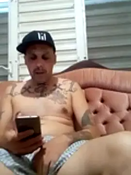 Snapshot of feoGG197 chatting on November 25, 12:49 pm feoGG197 online show from November 25, 12:49 pm