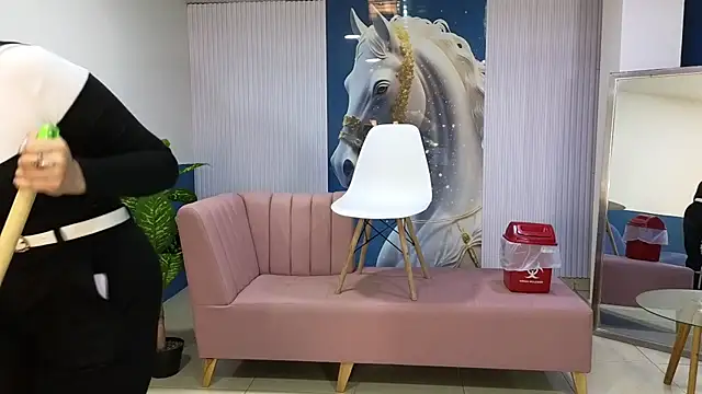 Snapshot of amy_lovelydoll chatting on March 8, 2:04 am amy lovelydoll online show from March 8, 2:04 am