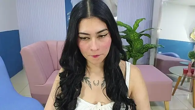 Snapshot of amy_lovelydoll chatting on April 22, 7:15 pm amy lovelydoll online show from April 22, 7:15 pm
