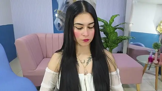 Snapshot of amy_lovelydoll chatting on April 26, 7:11 pm amy lovelydoll online show from April 26, 7:11 pm